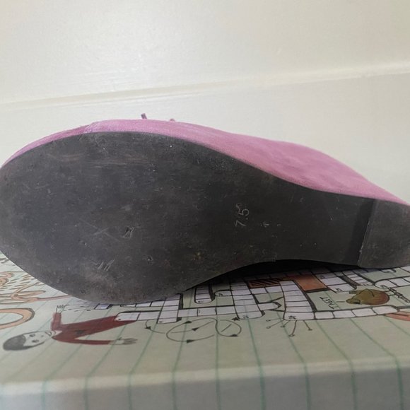 Jeffrey Campbell LAVENDER 99 TIE WEDGES Size 7.5 slightly USED. LILAC - Picture 9 of 11